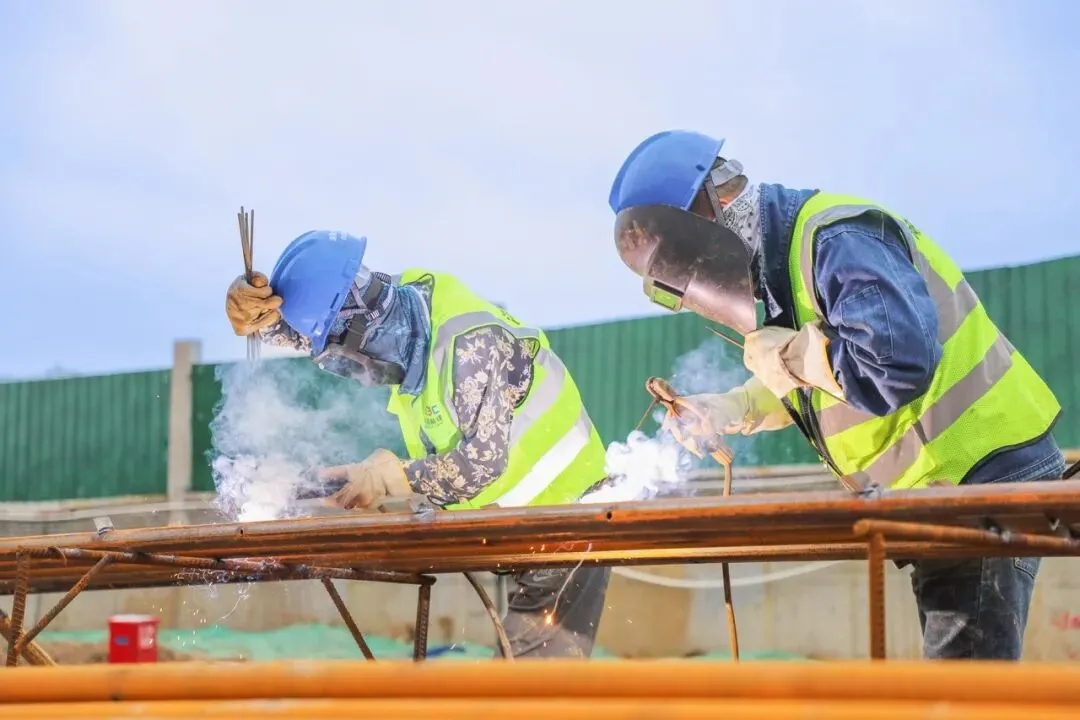 e31de49d0112476a47ae6e0a564d046c.jpg e31de49d0112476a47ae6e0a564d046c.jpg